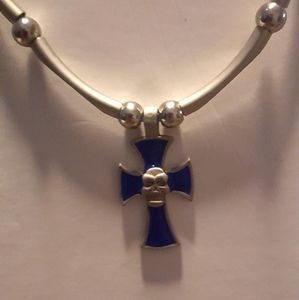 Skull/Cross Necklace